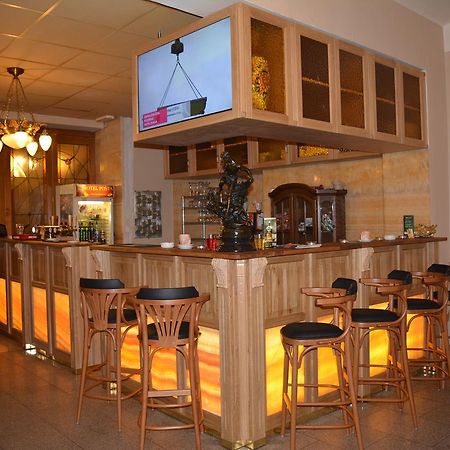 Hotel Posta Ντέτσιν Εξωτερικό φωτογραφία