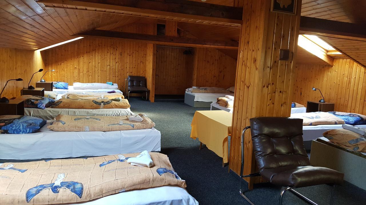 Hotel Posta Ντέτσιν Εξωτερικό φωτογραφία