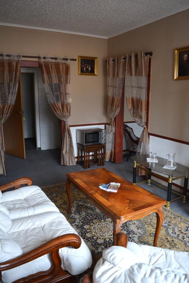 Hotel Posta Ντέτσιν Εξωτερικό φωτογραφία